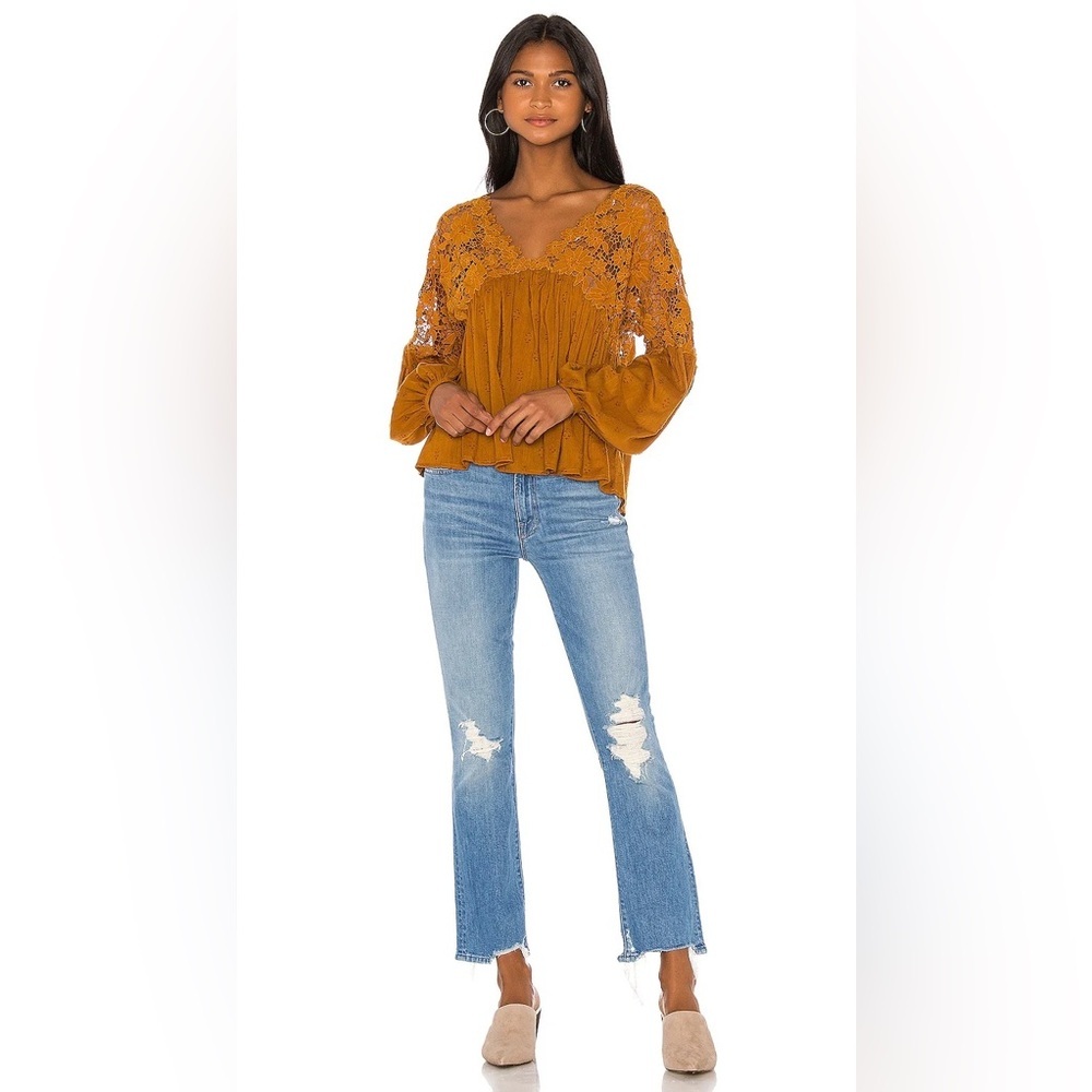 Free People Gold V-Neckline Bell Sleeves 100% Cotton Lina Lace Top Sz Sm - Picture 12 of 12